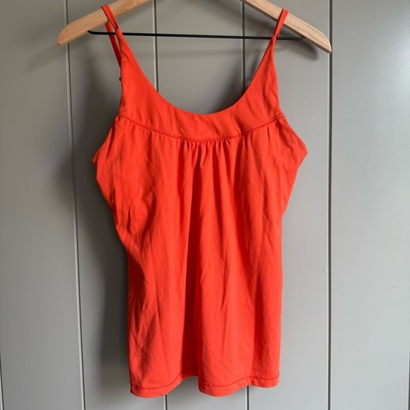Lole Tops - Lolë Vtg Tank / Racer Top Womens Medium Orange Built In Bra